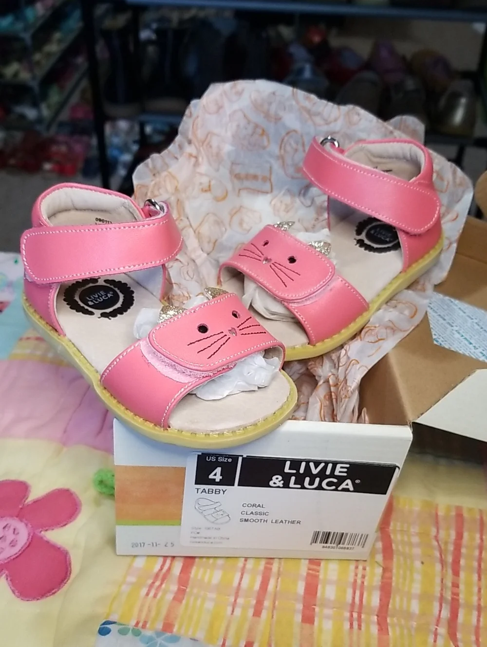 Livie & Luca Kids' Coral Leather Adjustable Sandals Size 4 Tabby